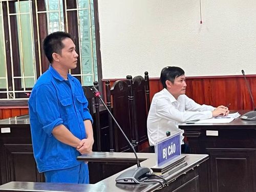  Bị cáo Lê Văn Ân tại phiên tòa. Ảnh: Ngọc Luận 