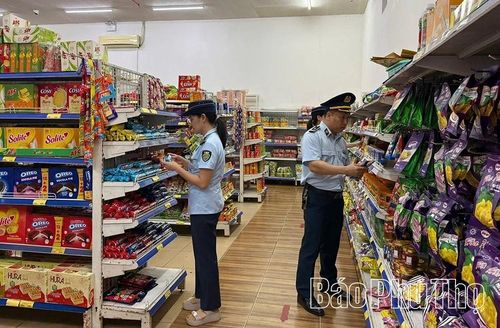 Chi cục Quản lý thị trường tăng cường kiểm tra, kiểm soát thị trường trong “Tháng hành động vì an toàn thực phẩm” năm 2026.