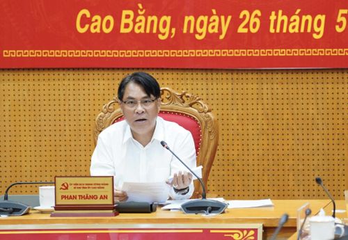 Bí thư Tỉnh ủy Phan Thăng An kết luận hội nghị.
