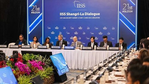  Đối thoại Shangri-La quy tụ các bộ trưởng quốc phòng, lãnh đạo quân đội, quan chức hoạch định chính sách, giới học giả và doanh nghiệp từ nhiều khu vực trên thế giới để trao đổi trực tiếp về các vấn đề chiến lược và an ninh. Ảnh: IISS.