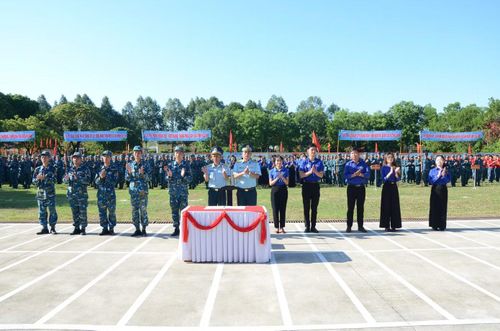 Chương trình phát động Chiến dịch Thanh niên tình nguyện Hè tại Trung đoàn 282, Sư đoàn 375, Quân chủng Phòng không - Không quân.