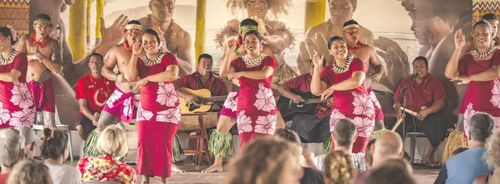 Người dân Samoa nhảy múa chào đón du khách. Ảnh: Samoa Travel.