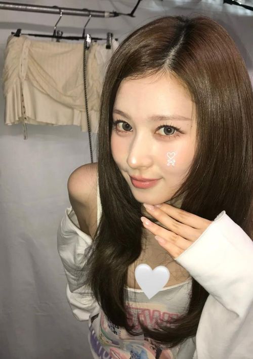 Nhiều khán giả dành những lời khen cho hình ảnh mới của Sana.