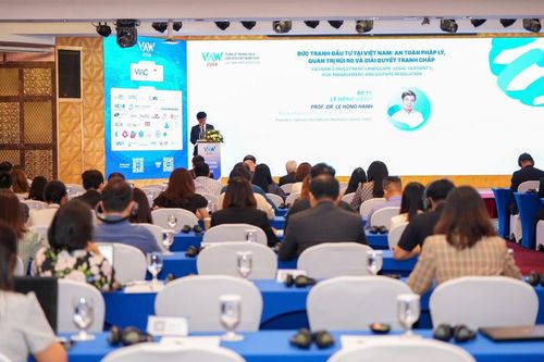 Diễn đàn “Bức tranh đầu tư tại Việt Nam: An toàn pháp lý, quản trị rủi ro và giải quyết tranh chấp”, diễn ra vào ngày 26/5, trong khuôn khổ Tuần lễ Trọng tài và hòa giải Việt Nam 2026. Ảnh: NH