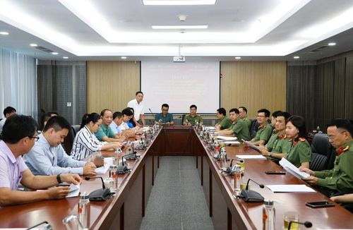 Quang cảnh lễ ký kết phối hợp. Ảnh: Thuần Linh