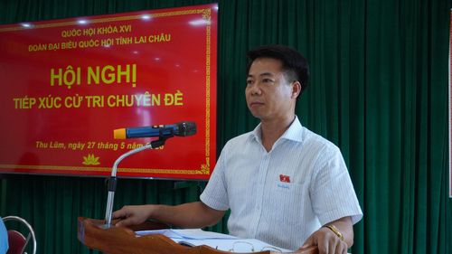 Đồng chí Hoàng Quốc Khánh - Tỉnh ủy viên, Phó Trưởng đoàn chuyên trách Đoàn ĐBQH tỉnh thông tin nhanh tới cử tri kết quả Kỳ họp thứ nhất, Quốc hội khóa XVI.