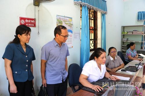 Đoàn công tác của tỉnh kiểm tra việc vận hành mô hình chính quyền địa phương 2 cấp tại xã Đoàn Kết