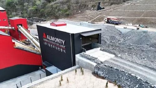 Mỏ vonfram Sangdong của Almonty Industries ở Hàn Quốc.