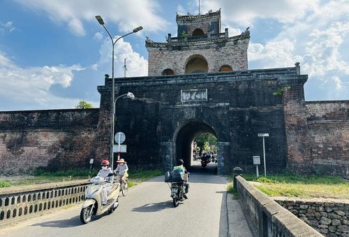 Việc điều chỉnh, phân luồng góp phần giảm tải áp lực giao thông cho các tuyến đường hiện hữu 
