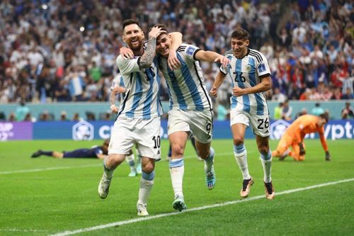 Messi và tuyển Argentina hướng đến mục tiêu bảo vệ chức vô địch World Cup.
