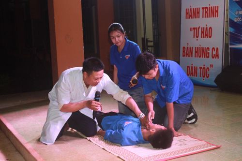 Tích cực đẩy mạnh tuyên truyền, phổ biến kiến thức, kỹ năng phòng, chống đuối nước, kỹ năng an toàn trong môi trường nước