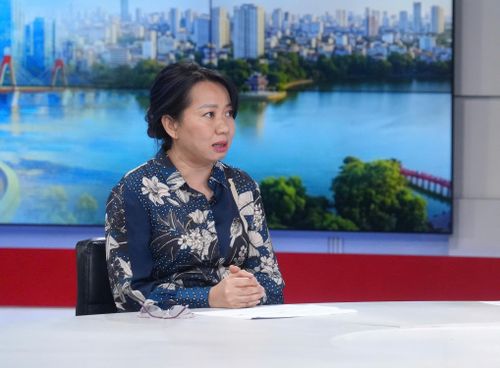 Bà Lê Thanh Thủy chia sẻ tại chương trình. Ảnh: Phạm Hùng