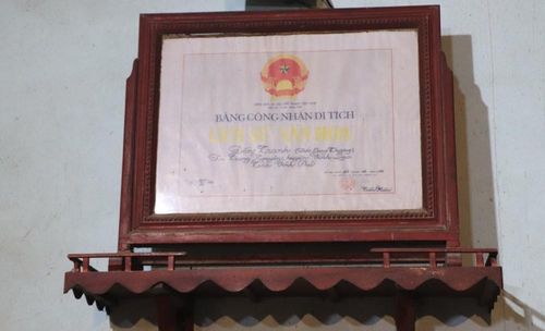 Năm 1993, Đền Tranh được công nhận là Di tích lịch sử văn hóa cấp quốc gia