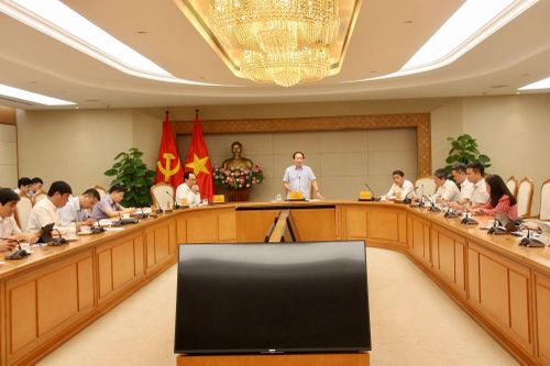 Phó Thủ tướng yêu cầu phải bảo đảm sách đến giáo viên, học sinh trước ngày 15/8/2026; không để thiếu sách, sốt giá, lãng phí, lợi ích nhóm, phát sinh bức xúc xã hội.