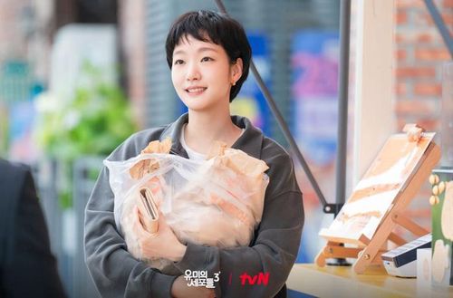 Kim Go Eun trong vai Yumi của Yumi’s Cells.