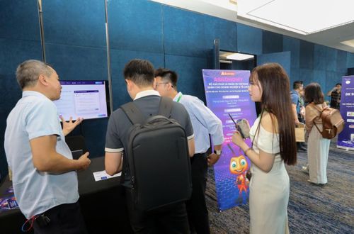 Bên cạnh Asko Meet, hệ sinh thái Askonomy cũng giới thiệu thêm nhiều giải pháp AI dành cho doanh nghiệp như Asko Smart và Asko CMS- Ảnh Việt Dũng.