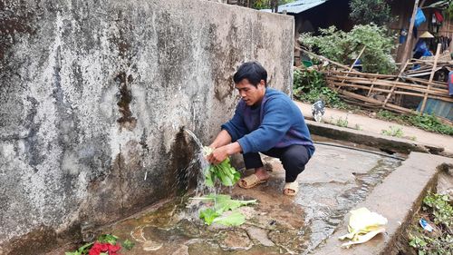 Nhờ hạ tầng cung cấp nước phát triển, người dân bản Nậm Nghẹ, xã Hua Bum không còn nỗi lo thiếu nước.