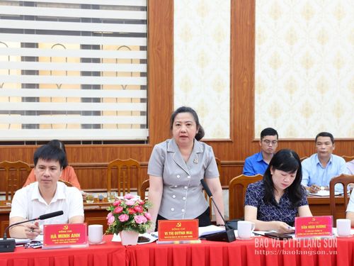 Lãnh đạo UBND phường Kỳ Lừa làm rõ một số nội dung đoàn khảo sát quan tâm
