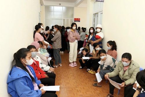 Chiến dịch chăm sóc sức khỏe sinh sản miễn phí cho phụ nữ vùng dân tộc thiểu số, vùng khó khăn tại xã Lạc Dương
