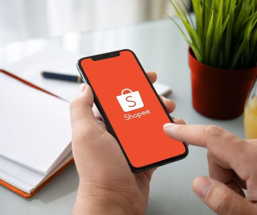 Shopee bị yêu cầu rà soát chính sách phí mới. Ảnh minh họa