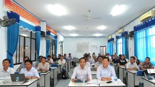 Đại biểu tham dự tại hội thảo bàn về giải pháp phát triển chăn nuôi dê bền vững.