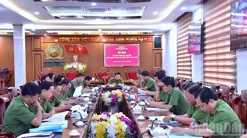 Công an tỉnh Cà Mau tổ chức tập huấn triển khai thực hiện Quyết định của Chủ tịch nước về đặc xá năm 2026.