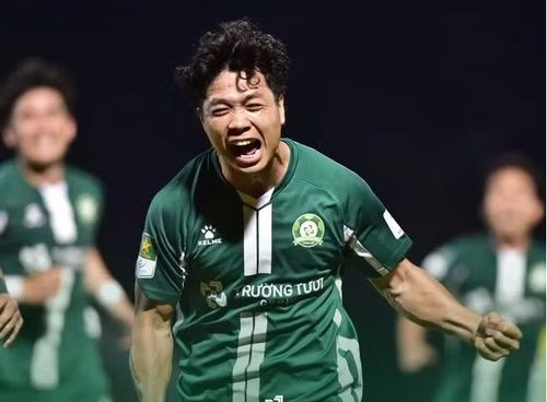 Dù đang nắm lợi thế rất lớn, CLB Trường Tươi Đồng Nai cũng không thể chủ quan về tấm vé thăng hạng trực tiếp lên V-League mùa sau. Ảnh: CLB Bình Phước.