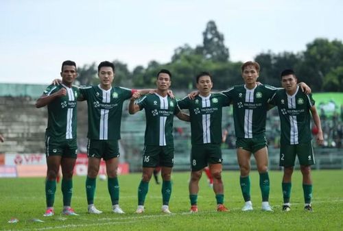Khi ấy Trường Tươi Đồng Nai sẽ phải đá trận play-off với đội xếp áp chót V-League để kiếm vé thăng hạng lên chơi V-League. Ảnh: Trường Tươi Đồng Nai.