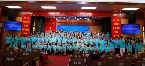 Đoàn viên thanh niên, sinh viên hưởng ứng thông điệp nói không với thuốc lá, chung tay bảo vệ sức khỏe cộng đồng.