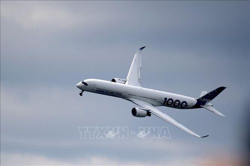 Hình ảnh máy bay A350-1000 của Airbus. Ảnh: AFP/TTXVN
