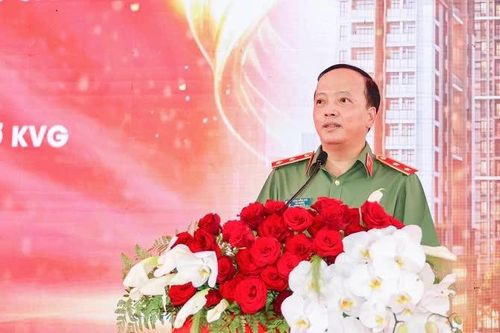 Trung tướng Đặng Hồng Đức - Thứ trưởng Bộ Công an phát biểu tại buổi lễ.