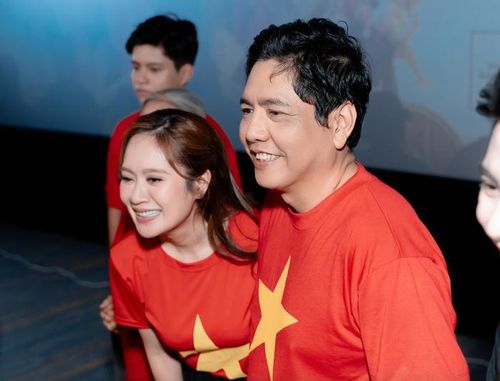 Thanh Thúy và Đức Thịnh tích cực quảng bá phim trong giai đoạn khó khăn. Ảnh: FBNV