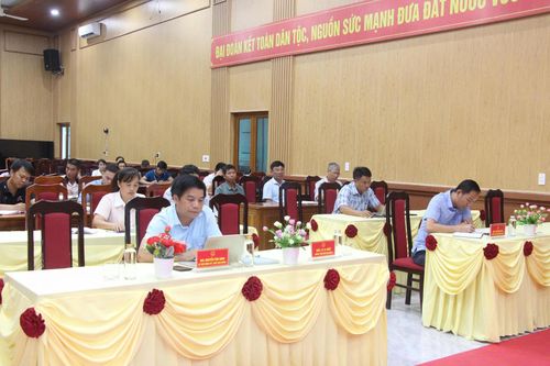 Quang cảnh hội nghị.