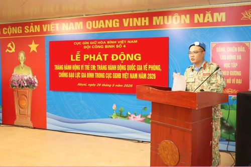 Phó Đội trưởng Đội Công binh số 4, Trung tá Trần Thanh Sơn, nhấn mạnh yêu cầu triển khai thực chất, tránh hình thức tại địa bàn. Ảnh: Văn Quyết