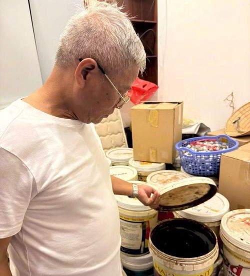 Nguyễn Đăng Hải tại cơ sở.