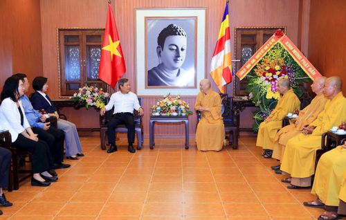 Hòa thượng Thích Bảo Nghiêm bày tỏ sự trân trọng và tri ân sâu sắc trước sự quan tâm của thành phố Hà Nội. Ảnh: Đình Hiệp