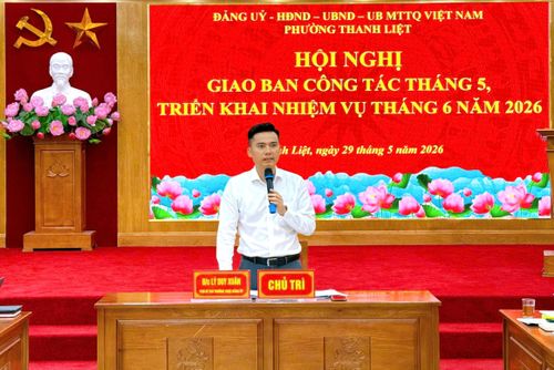 Phó Bí thư Thường trực Đảng ủy phường Lý Duy Xuân phát biểu kết luận tại hội nghị. Ảnh: PV