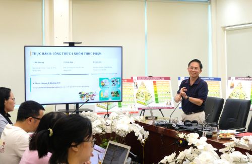 BS Trịnh Hồng Sơn chia sẻ về phòng chống thiếu vi chất dinh dưỡng.