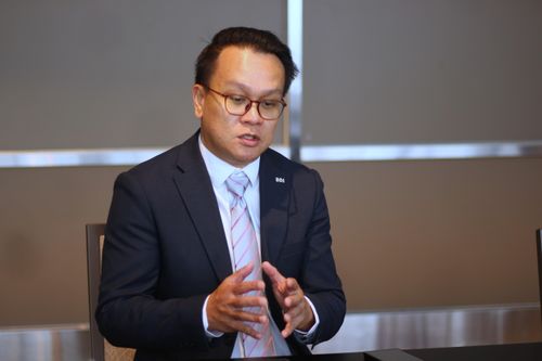 TS Peter Chow, Giám đốc điều hành Tập đoàn IHH Healthcare Singapore - tập đoàn y tế lớn nhất khu vực Đông Nam Á.