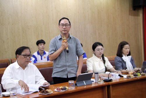 TS. Trịnh Đăng Khoa, Bí thư Đảng ủy Trường Đại học Văn hóa TP.HCM phát biểu