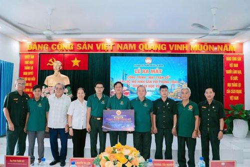 Mô hình "Cựu chiến binh số - Đồng đội công nghệ" của Hội Cựu chiến binh xã