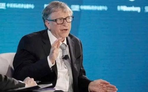 Bill Gates vừa đưa ra cảnh báo đáng chú ý về tương lai việc làm trong kỷ nguyên trí tuệ nhân tạo khi cho rằng AI sẽ tiếp tục thay đổi mạnh thị trường lao động toàn cầu, nhưng vẫn có ba lĩnh vực mà công nghệ này rất khó thay thế hoàn toàn con người.
