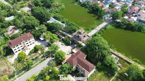 Theo phương án tổ chức giao thông mới, tại cửa Kẻ Trài, các phương tiện dưới 5 tấn được phép lưu thông hai chiều. Tại cửa Đông Ba, ô tô và xích lô được lưu thông một chiều từ ngoài vào nội thành trong thời gian từ 6h đến 22h, riêng từ 22h đến 6h sáng hôm sau được lưu thông hai chiều. Xe tải tiếp tục bị cấm lưu thông hai chiều qua cửa Đông Ba.