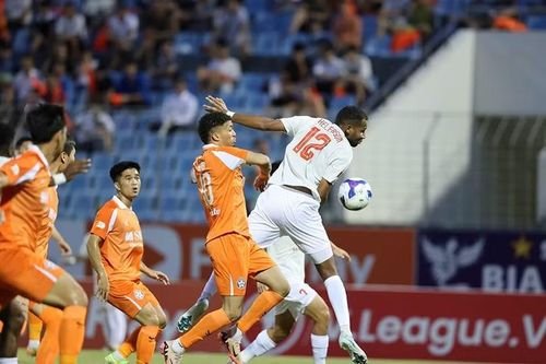 Bàn thắng duy nhất của Helerson đã mang về chiến thắng tối thiểu cho Hồng Lĩnh Hà Tĩnh ở trận lượt đi trước SHB Đà Nẵng. Ảnh: VPF.