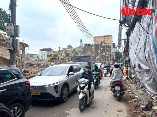 Người dân kỳ vọng, dự án được triển khai đúng tiến độ để góp phần giảm ùn tắc, tạo không gian phát triển mới cho khu vực.