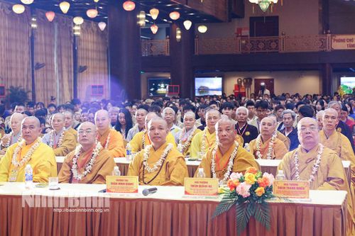 Các đại biểu dự Đại lễ.