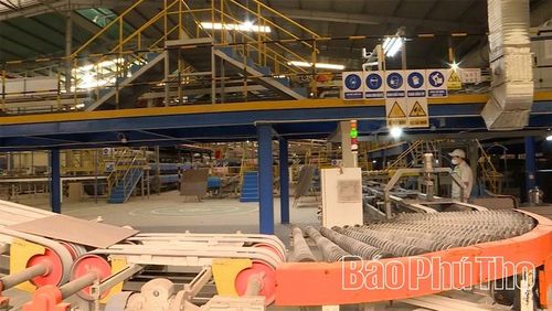 Tập đoàn Gạch Prime đầu tư hệ thống thông gió, cải tạo không gian sản xuất thoáng mát cho thấy tư duy nhân văn của lãnh đạo doanh nghiệp.