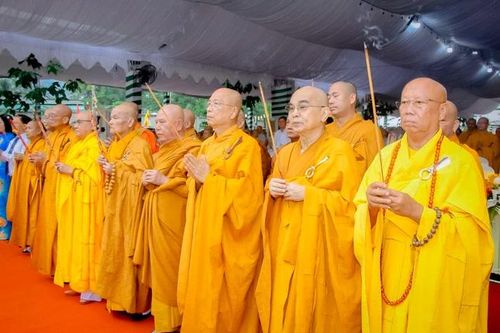 Niêm hương bạch Phật