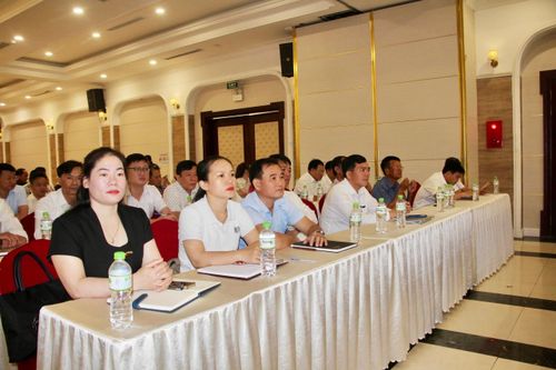 Các đại biểu dự lớp tập huấn
