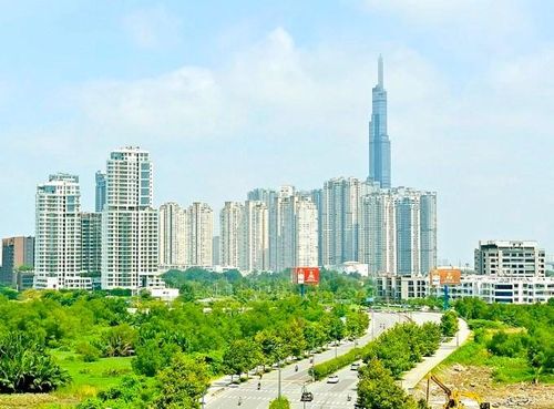 TP.HCM đặt mục tiêu đến ngày 1.1.2040, toàn bộ phương tiện giao thông đường bộ sẽ sử dụng điện hoặc năng lượng xanh. Ảnh: ST